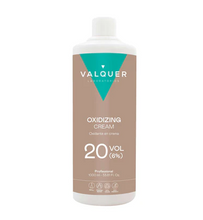 Cargar imagen en el visor de la galería, Valquer - Oxigenada Premium, Agua Oxigenada Ultra-Cremosa - (12%), Coloración Capilar Permanente, Uso Profesional 1000ML.