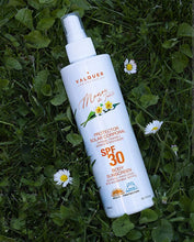 Cargar imagen en el visor de la galería, Protector Solar Corporal. SPF30. Valquer. 300ML.